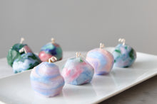Load image into Gallery viewer, Paraffin Wax Candle Making | Sally's Room SG