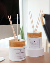 Load image into Gallery viewer, Aroma Reed Diffuser 100ml | Sally's Room SG