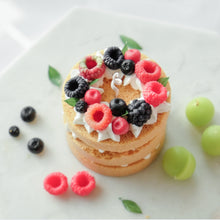 Load image into Gallery viewer, Soy Wax Candle Making - Advance | Sally's Room SG