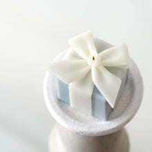 Load image into Gallery viewer, Bees Wax Candle Making & Blending (Coming Soon)