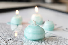 Load image into Gallery viewer, Paraffin Wax Candle Making | Sally&#39;s Room SG
